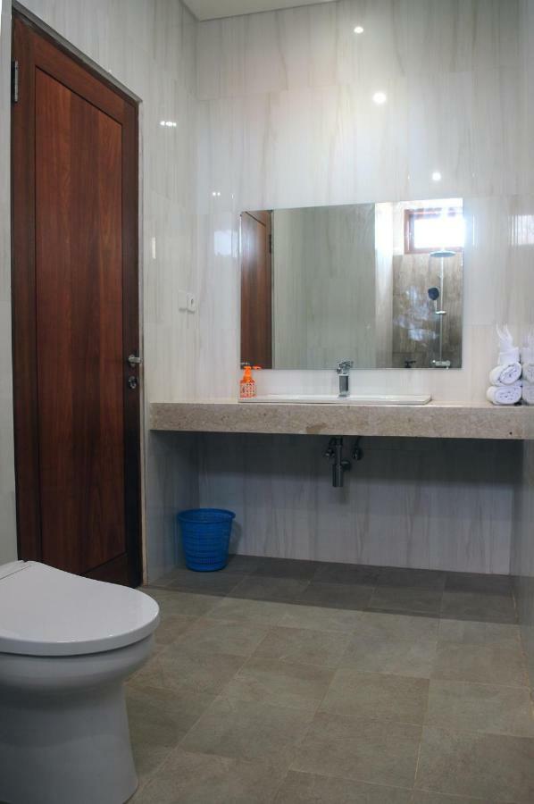 Pineapple Villa Sanur מראה חיצוני תמונה